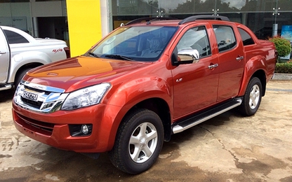 Xe bán tải Isuzu D-Max xả hàng ở Hà Nội, giá còn 485 triệu