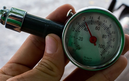 7 vật dụng "siêu rẻ" nên có trên ôtô