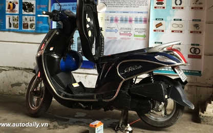 Cách phát hiện ắc quy xe máy đang bị yếu