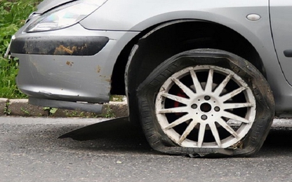 Những dấu hiệu cần phải thay lốp ô tô ngay