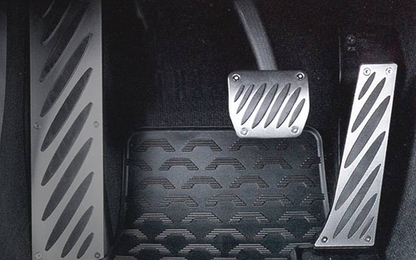 Người Việt sáng chế bộ chống nhầm chân ga