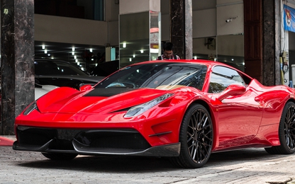 Siêu xe Ferrari 458 độ tiền tỷ ở Sài Gòn