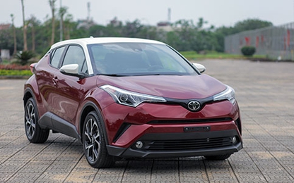 Toyota C-HR 2018 màu lạ về Việt Nam