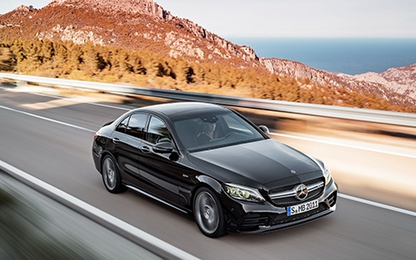 Hãng mẹ Mercedes bị buộc triệu hồi 774.000 xe vượt mức khí thải