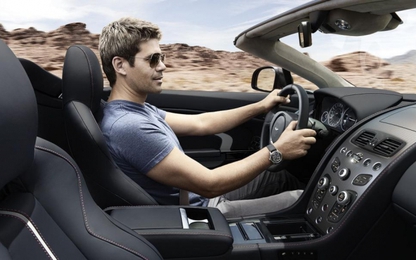 Ngồi lâu trên xe ô tô sẽ ảnh hưởng xấu đến cột sống