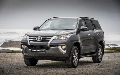 Fortuner mới tăng giá gần 50 triệu, thêm bản 2.8 tại Việt Nam