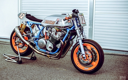 Cỗ máy tốc độ Honda CB900F Banzai - Bolle