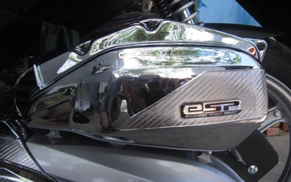 Gắn ốp inox trang trí trên cho xe máy, lợi bất cập hại!