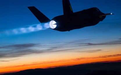 Hình ảnh chiến đấu cơ F-35 đắt giá của Mỹ vừa bị cấm bay