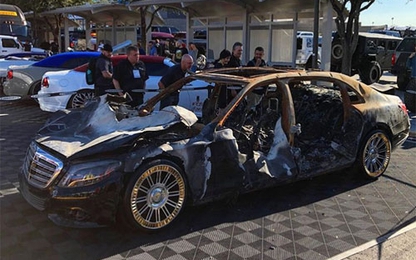Hãng độ trưng bày Mercedes-Maybach cháy rụi ở triển lãm