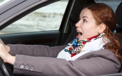 “Mất lái”- mối nguy hiểm cần biết của các tài xế