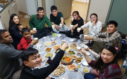 Du học sinh Việt Nam ở Hàn Quốc quây quần đón Tết Nguyên đán