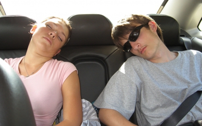 Nguyên nhân khiến cơ thể mệt mỏi khi đi xe ô tô hàng ngày