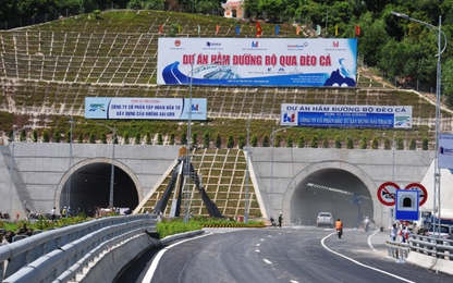 Bỏ túi kinh nghiệm vàng khi lái xe trong hầm đường bộ