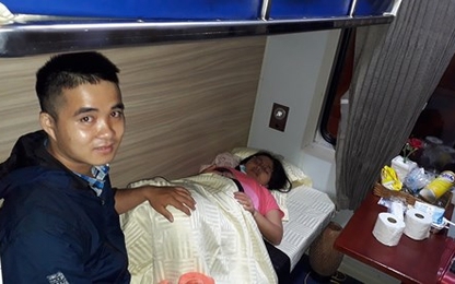 Một bé gái vừa chào đời trên đoàn tàu Thống Nhất