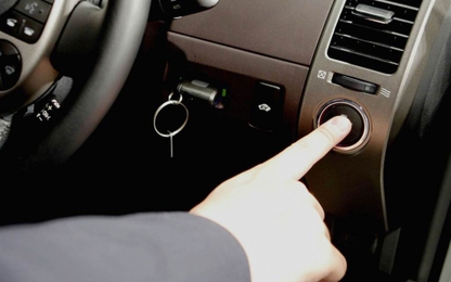 Nút Start/Stop trên ô tô: Kẻ thù giấu mặt?