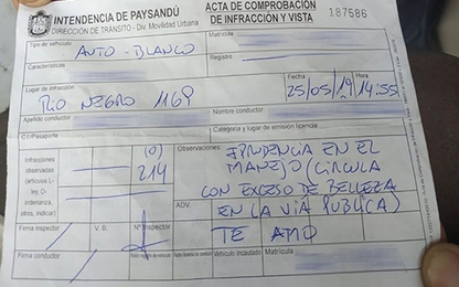 Nữ tài xế bị phạt vì quá xinh đẹp