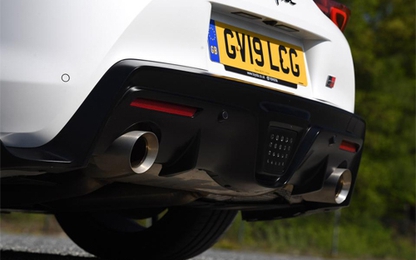 Tài xế Anh có thể bị phạt nếu xe quá ồn