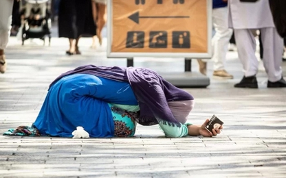 Người ăn xin phải đóng tiền để được hành nghề ở Thụy Điển