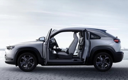 Mazda MX-30 - ôtô điện với cửa mở ngược