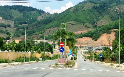 Quảng Ngãi: Huyện nghèo chú trọng làm đường tạo đột phá kinh tế