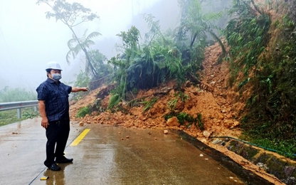 Miền Trung –Tây Nguyên nhiều tuyến giao thông tê liệt do mưa lũ