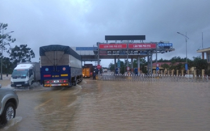 Lái xe qua vùng mưa lũ cần lưu ý những gì?