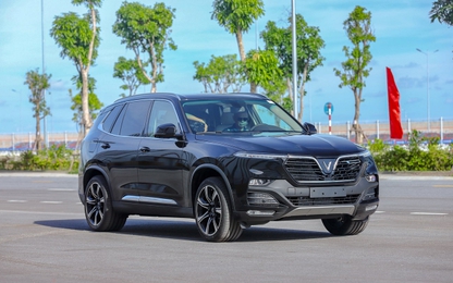 Liên tục khuyến mại, Vinfast lập đỉnh bán hàng mới