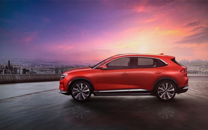 Không "đứng trên vai người khổng lồ", VinFast "rước" Thánh Gióng ra khỏi truyền thuyết