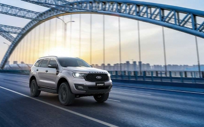 Ford Everest Sport “lên kệ” với giá 1,112 tỷ đồng