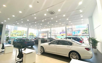 Covid-19 “thổi bay” một nửa doanh số của thị trường ô tô Việt Nam