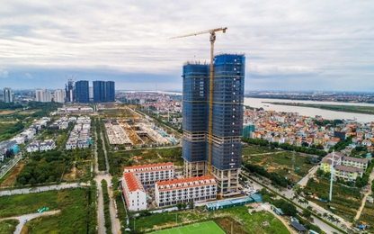 Sunshine Golden River chính thức cất nóc, gấp rút thi công hoàn thiện