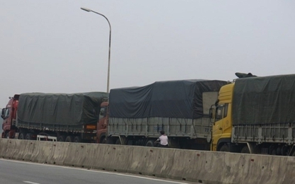 Kiểm điểm, rút kinh nghiệm việc để lọt xe quá tải