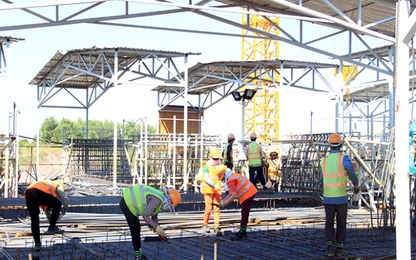 Cận cảnh bãi đúc dầm tuyến metro Bến Thành - Suối Tiên