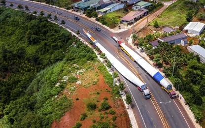 Hành trình gian nan chở thiết bị "siêu khủng" thực hiện dự án điện gió