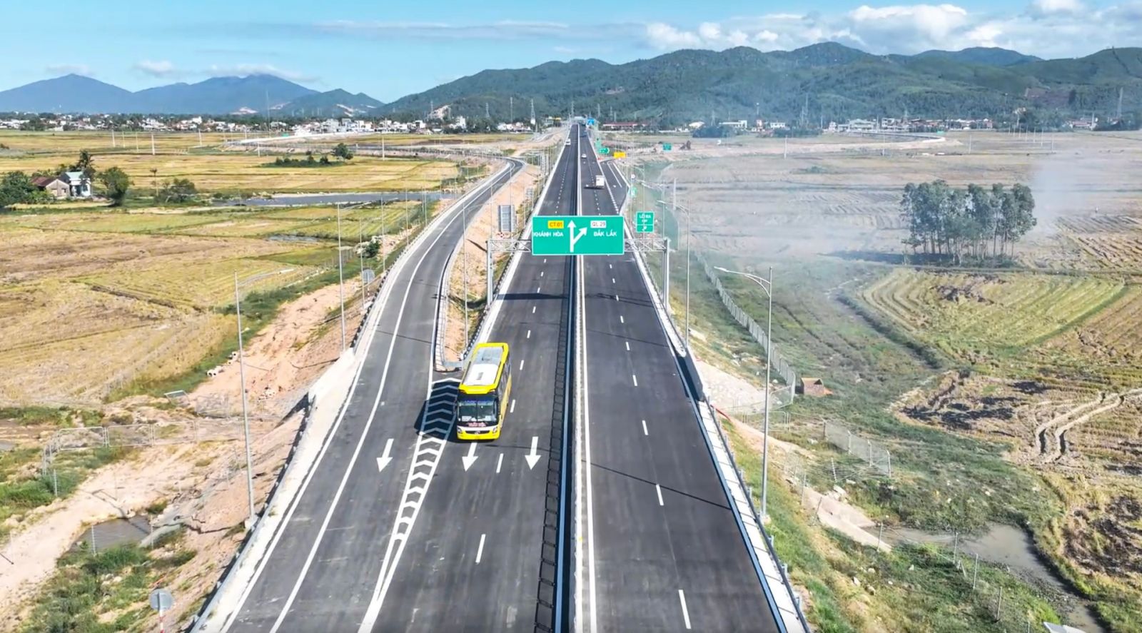 Khẩn trương xử lý tồn tại, khắc phục thiệt hại do mưa lũ tại các dự án cao tốc qua Đắk Lắk