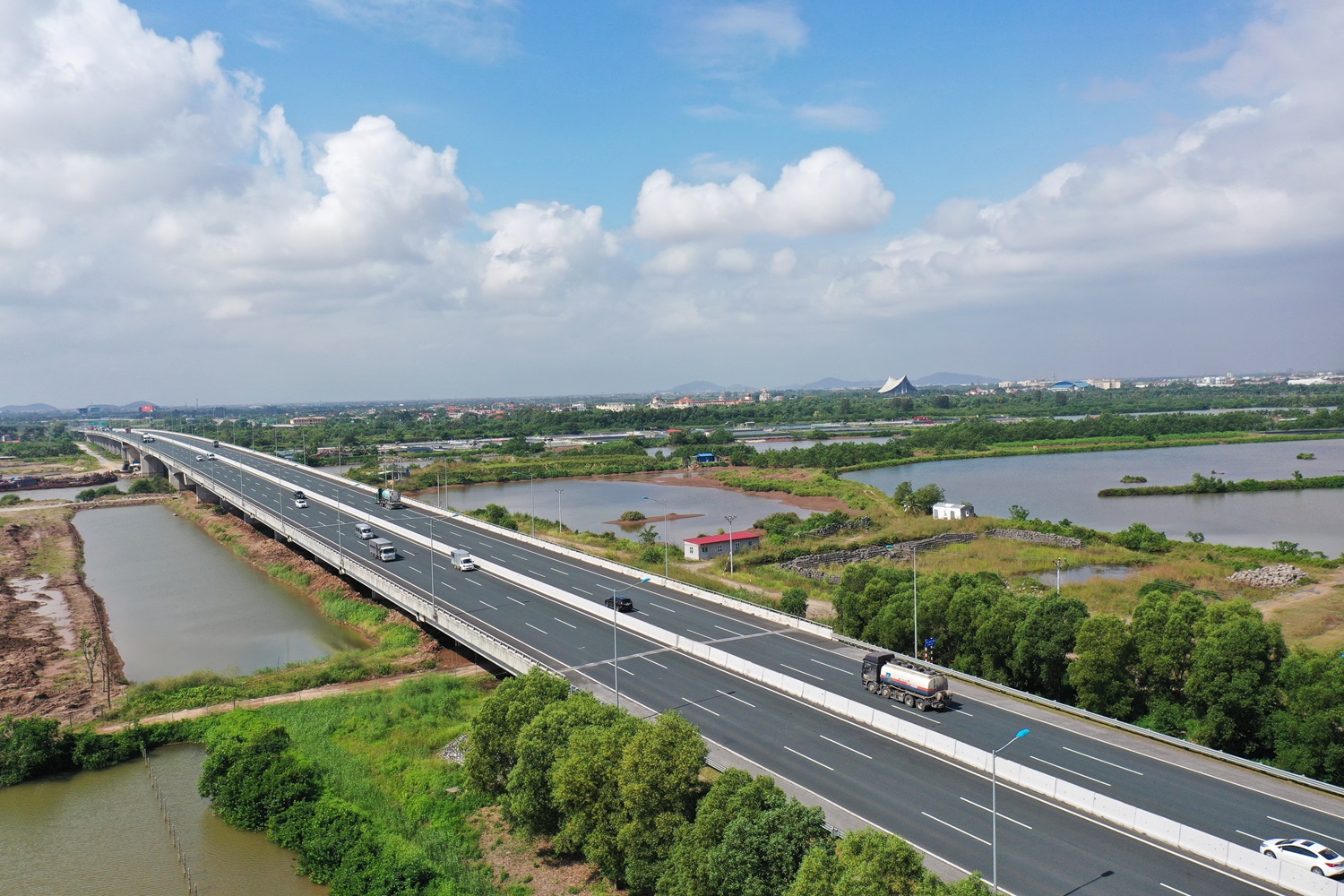 Tập trung quản lý, khai thác hiệu quả kết cấu hạ tầng giao thông
