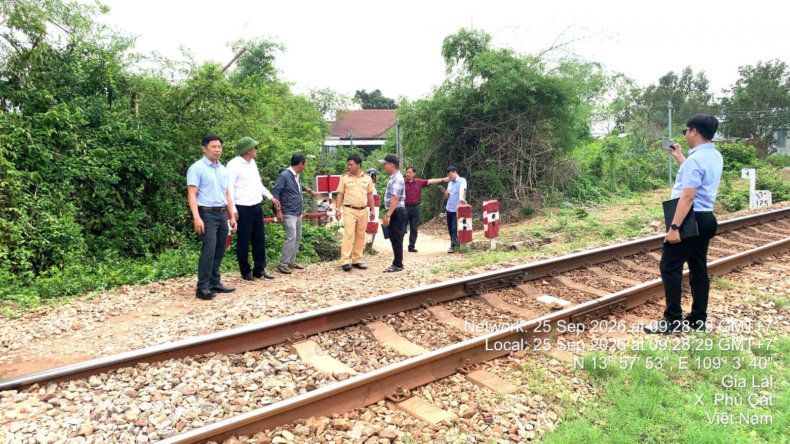 Gia Lai: Rà từng điểm, chỉ rõ trách nhiệm để xóa lối đi tự mở qua đường sắt