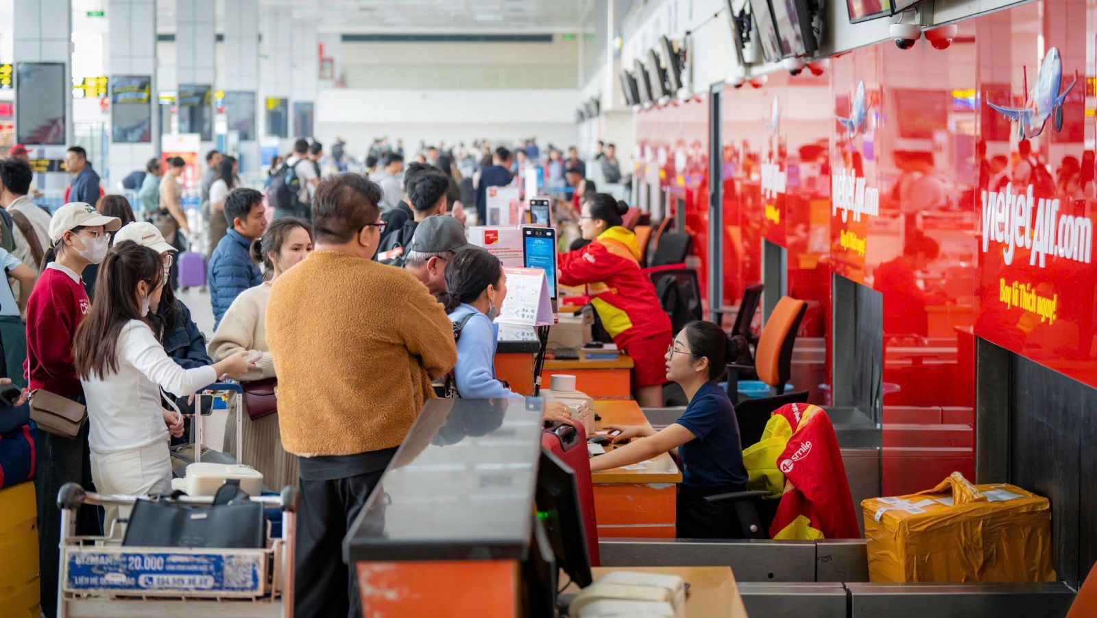 Hôm nay Cảng HKQT Nội Bài dự kiến lập đỉnh mới sản lượng vận chuyển