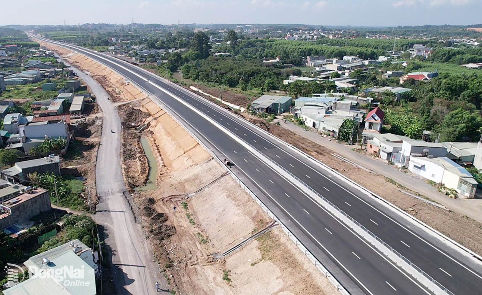 Khắc phục ngay lún, nứt, sạt lở trên cao tốc Biên Hòa - Vũng Tàu trước ngày 02/9