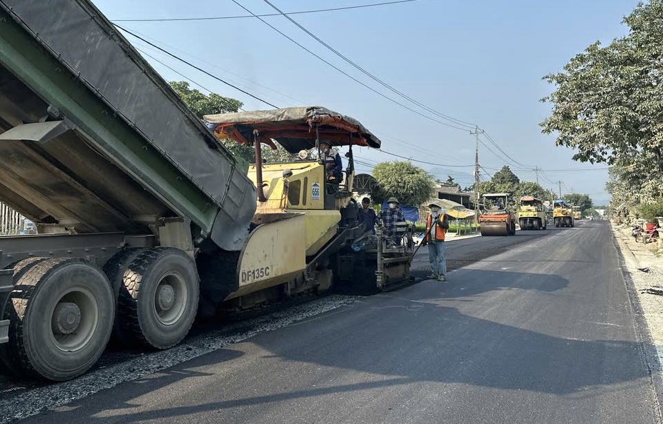Khiển trách nhà thầu chậm thi công Gói thầu XD01 trên QL14E