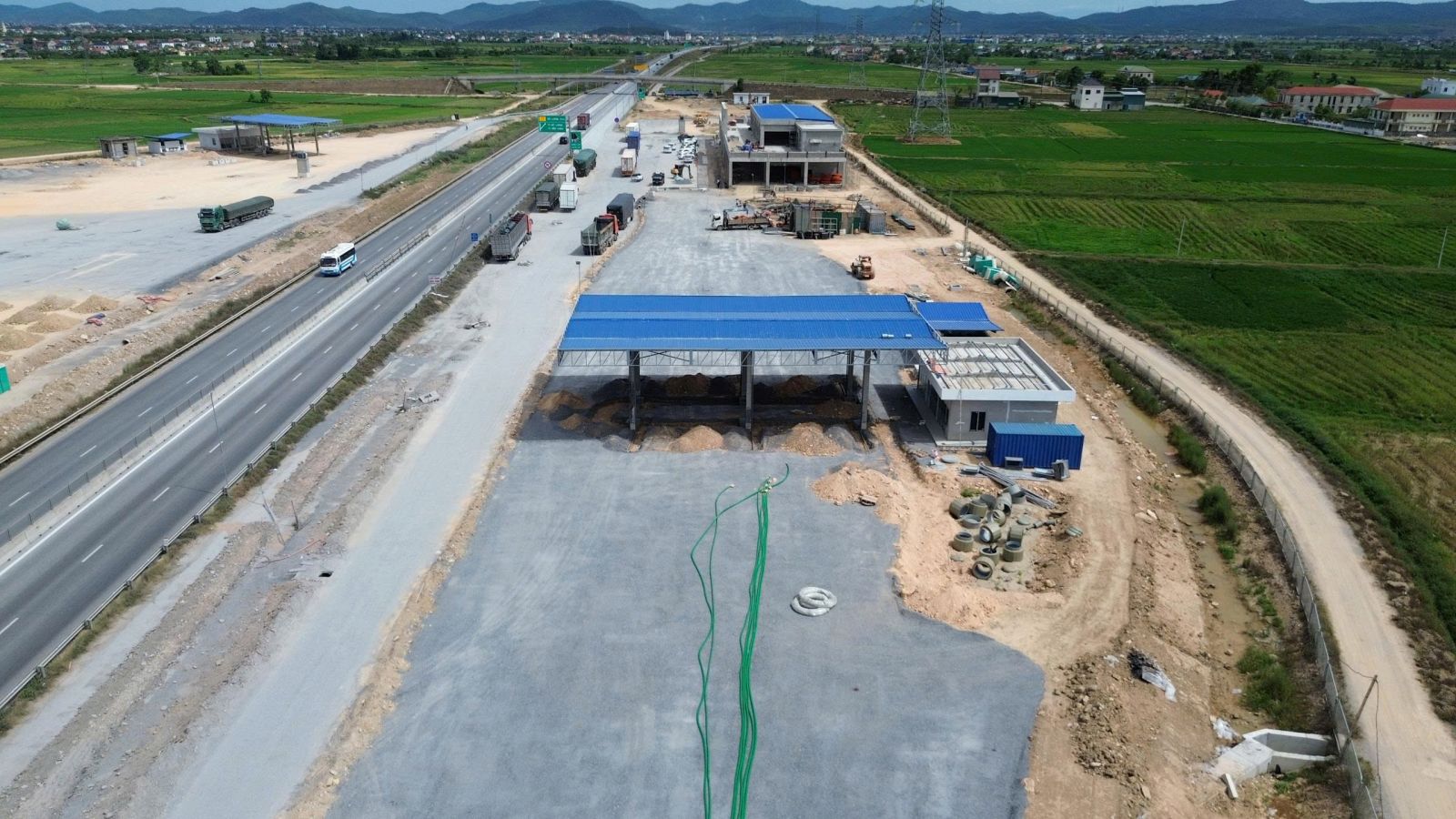 Thúc tiến độ 2 trạm dừng nghỉ trên cao tốc Hoài Nhơn - Quy Nhơn và Cam Lâm - Vĩnh Hảo