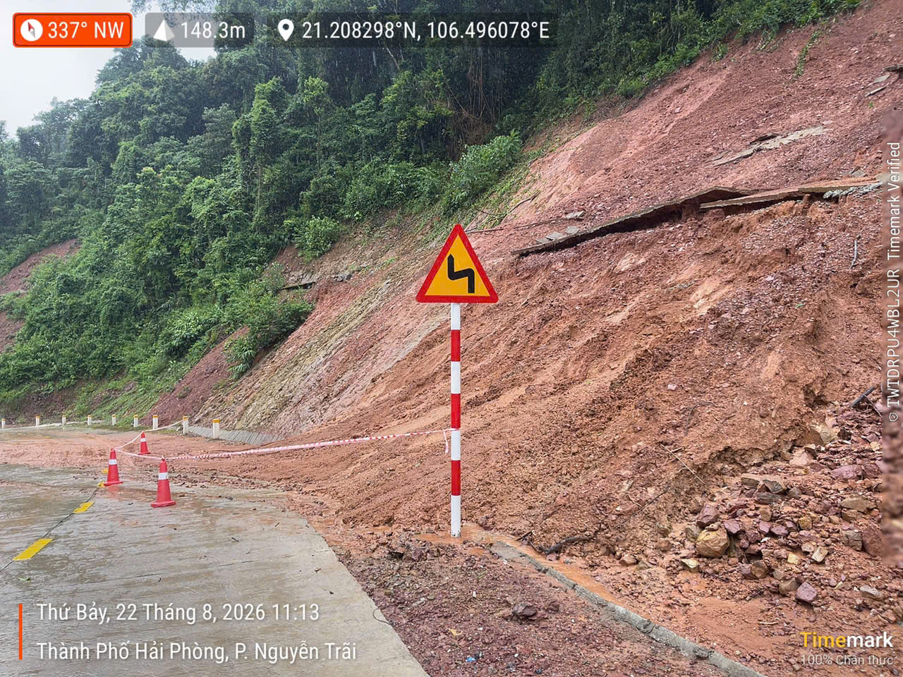 Bảo đảm giao thông thông suốt và chủ động ứng phó bão số 4