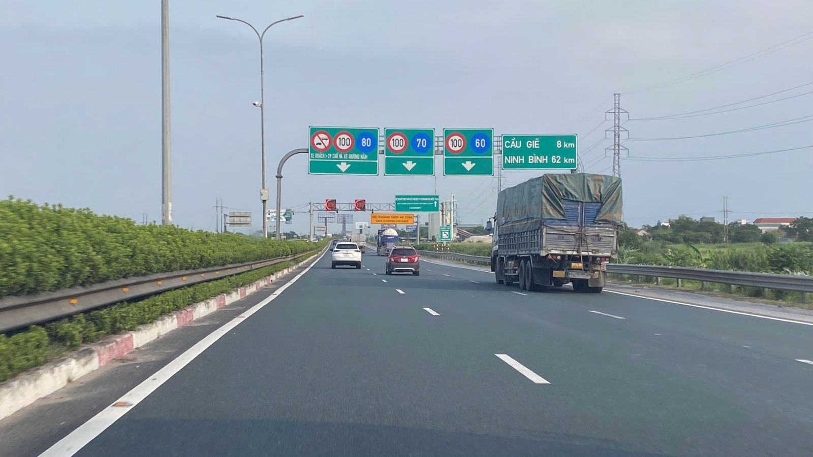 Rà soát tổ chức giao thông, nâng cao an toàn trên hệ thống đường bộ