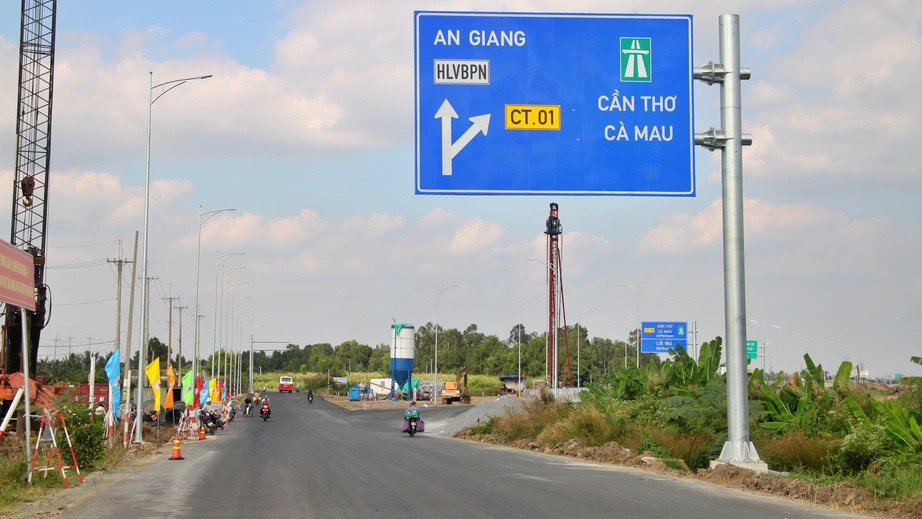 Khắc phục tồn tại để sớm bàn giao cao tốc Cần Thơ – Cà Mau