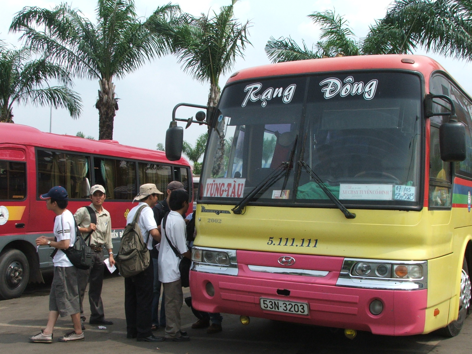 Ngành Xây dựng: Phục vụ tốt và an toàn nhu cầu đi lại của nhân dân trong dịp Tết Bính Ngọ