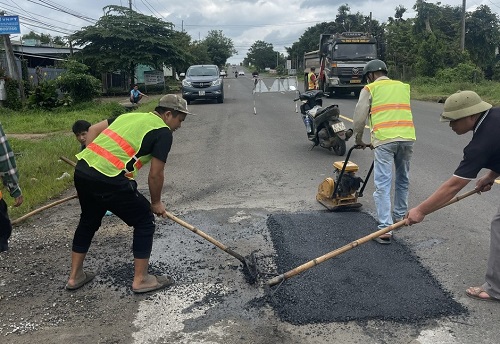 Khắc phục bất cập ATGT trên đường Hồ Chí Minh qua Gia Lai