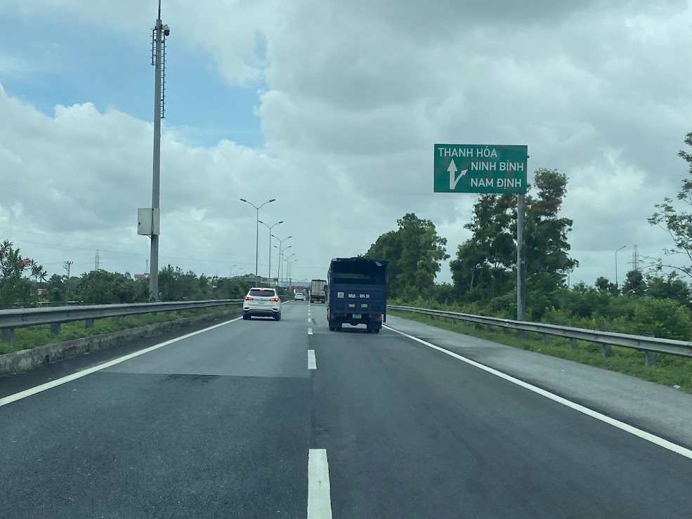 Khẩn trương khắc phục các bất cập về giao thông trên các tuyến do VEC quản lý