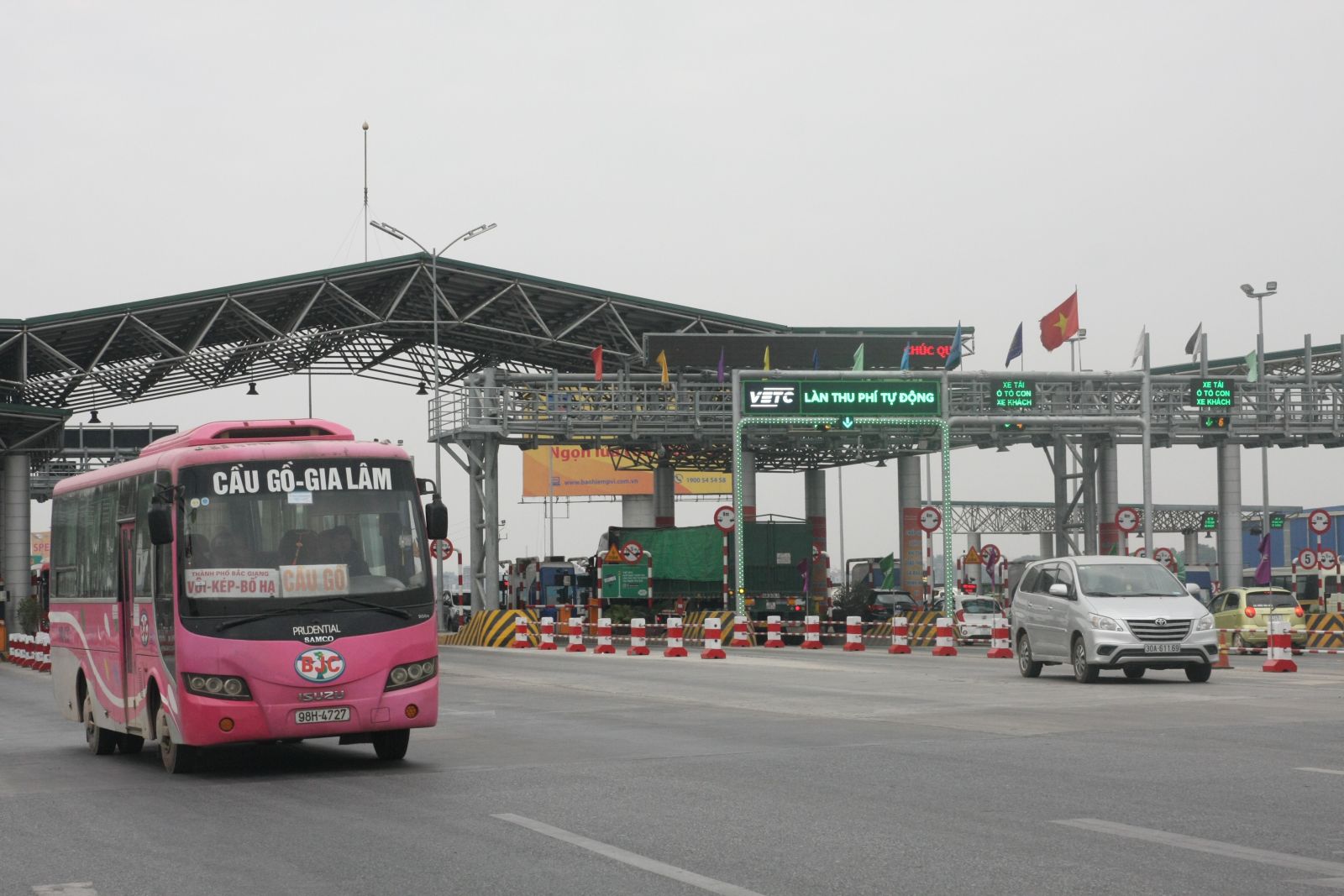 Giám sát chặt chẽ công tác quản lý giá cước vận tải phục vụ Tết Bính Ngọ