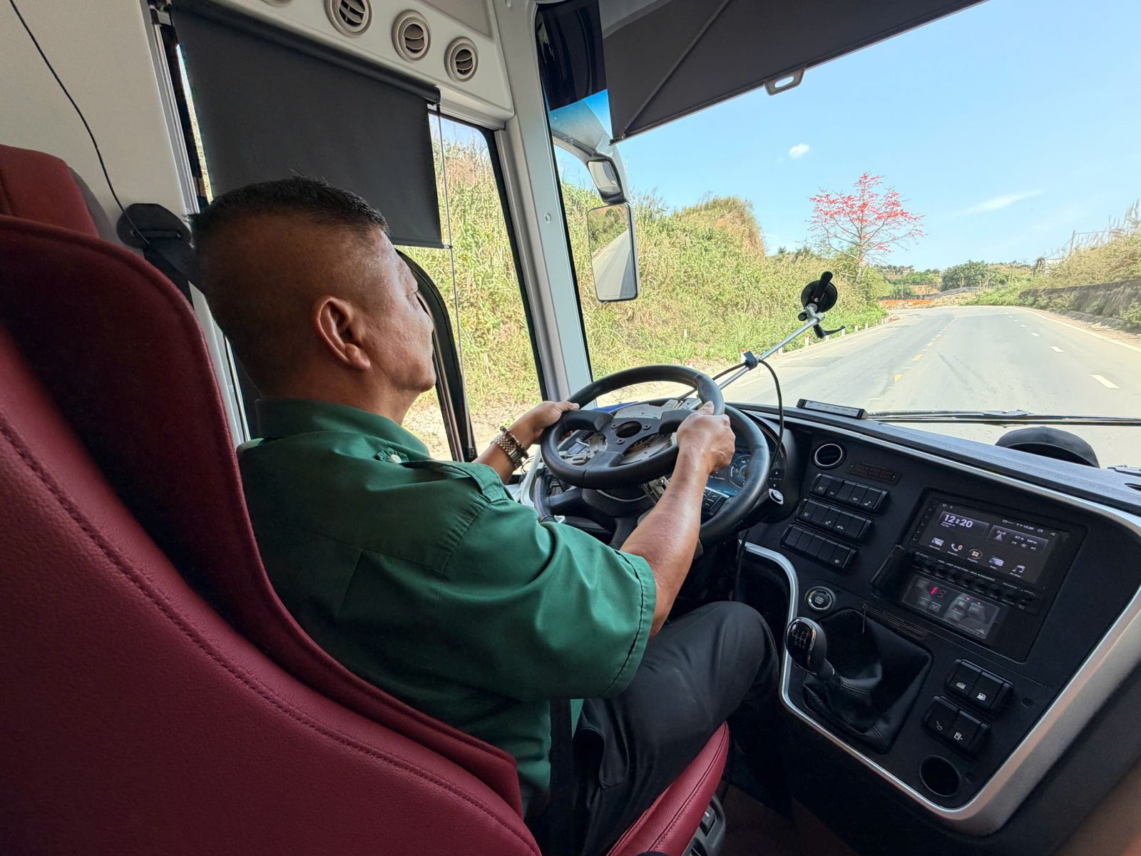 Bộ Công an, Bộ Xây dựng khảo sát an toàn xe khách giường nằm đi đường núi